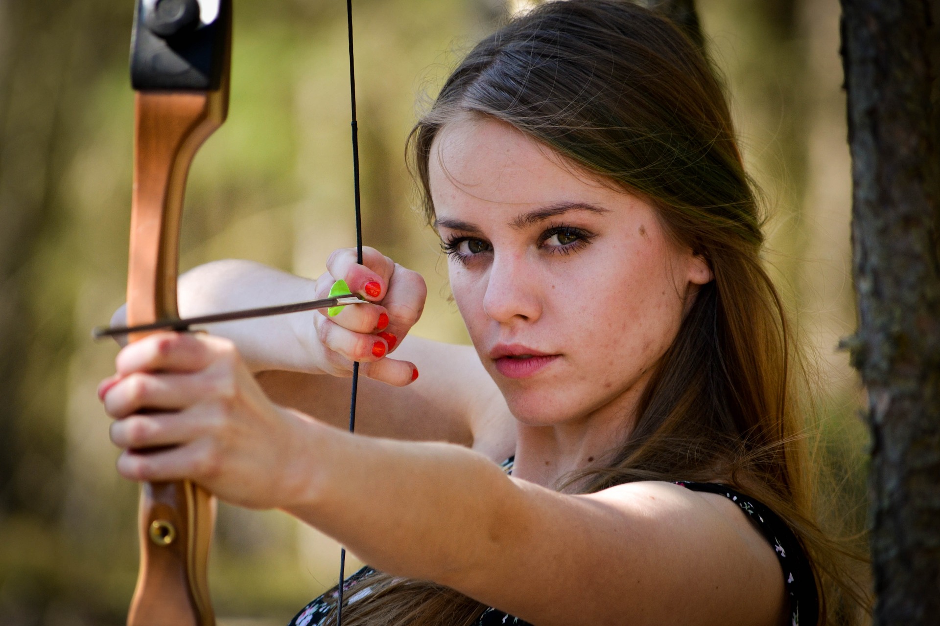 Woman Archery Photo